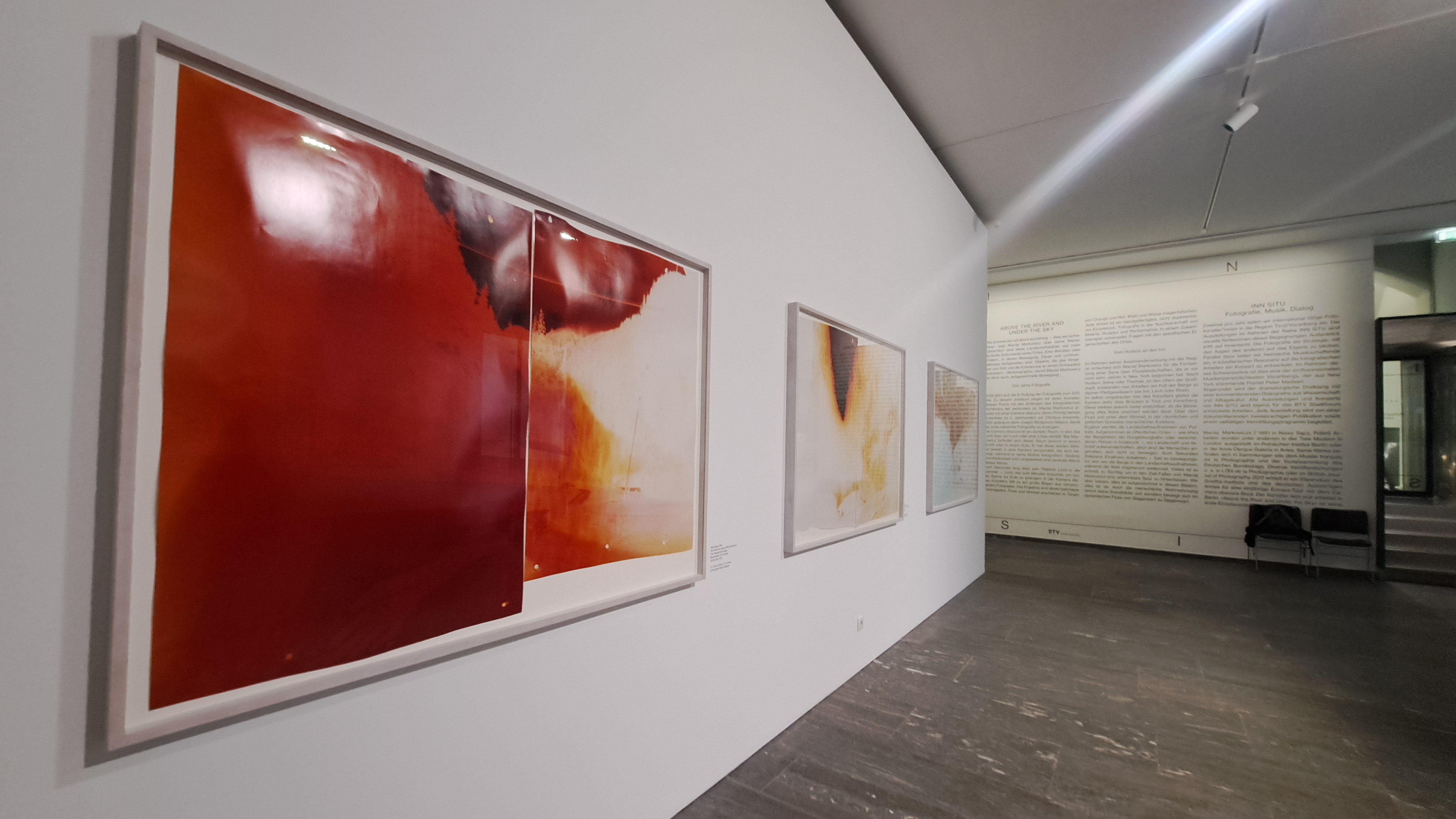 Ausstellung „Above the River and Under the Sky“